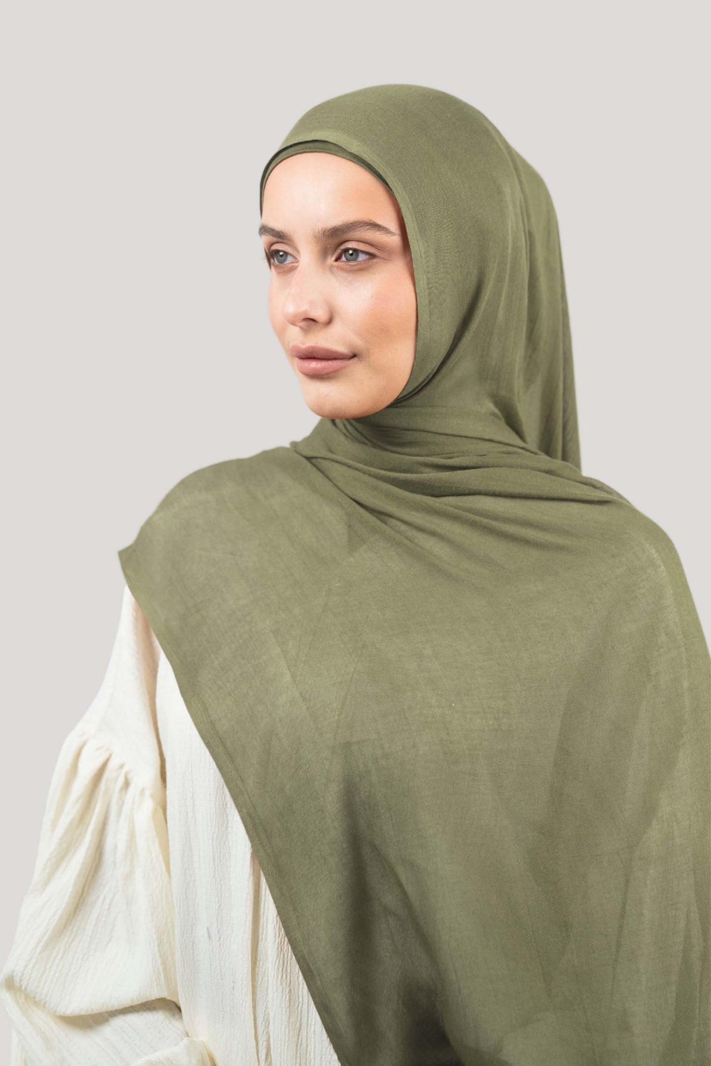 #khaki