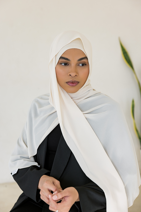 #Beige-Noor 