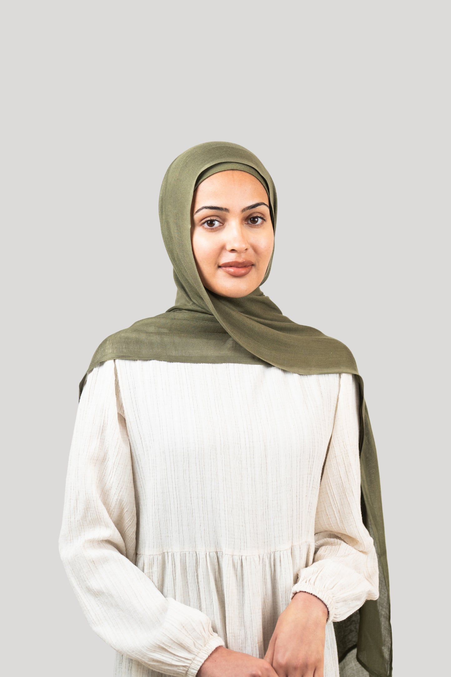 #khaki