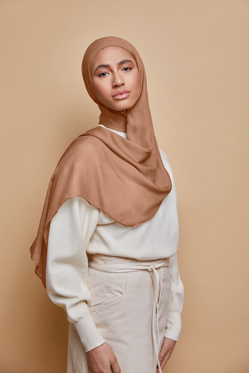 Say No to Slipping: How to Keep Your Hijab in Place! – Voile Chic - USA