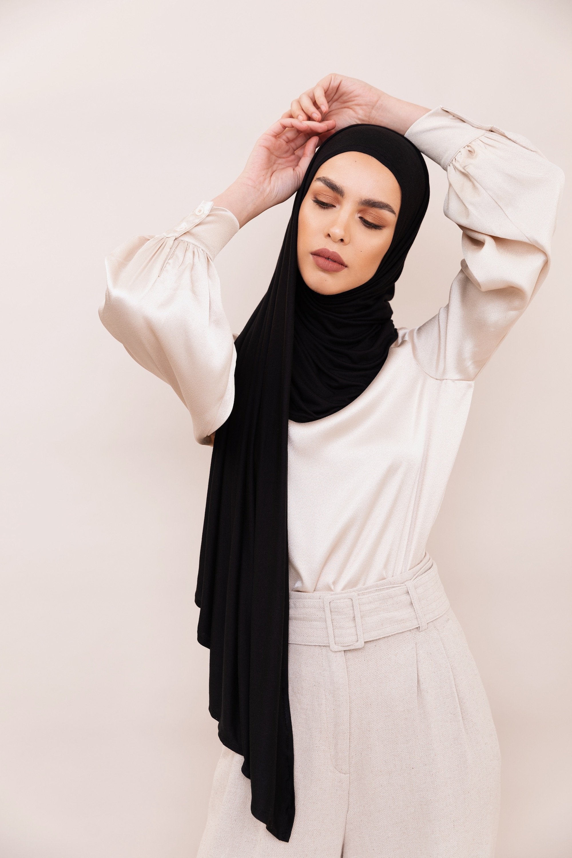 Instant Premium Jersey Hijab - Warm Taupe