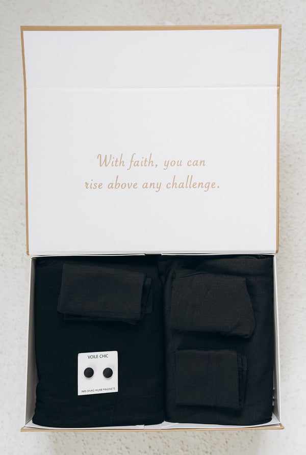 BLACK ESSENTIALS - GIFT SET