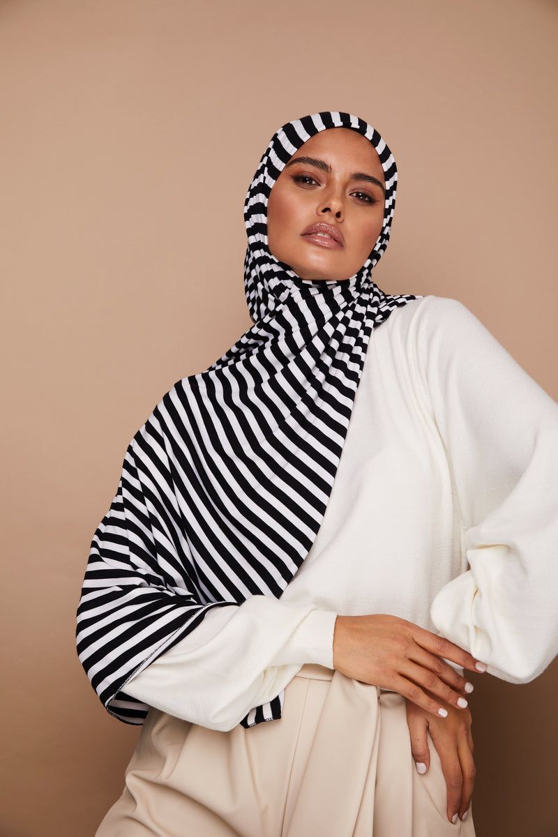 Premium Jersey Hijab - Black and White Striped