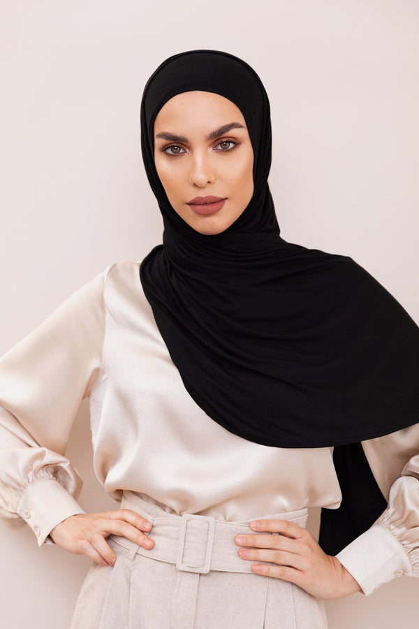 Black Instant Hijab | VOILE CHIC | Slip On Hijab