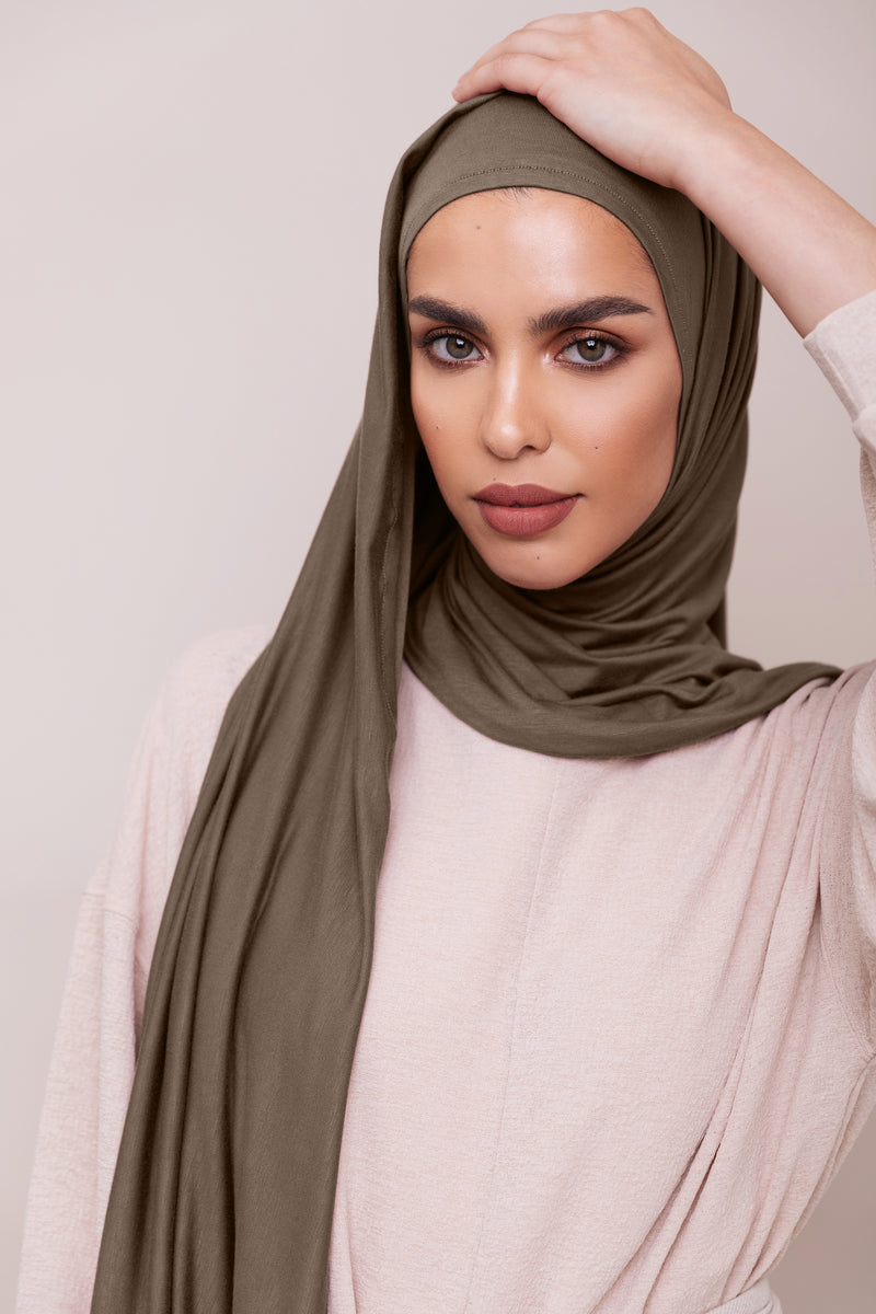 Jersey Hijab: Deep Cement Taupe Compact Regular Wrap