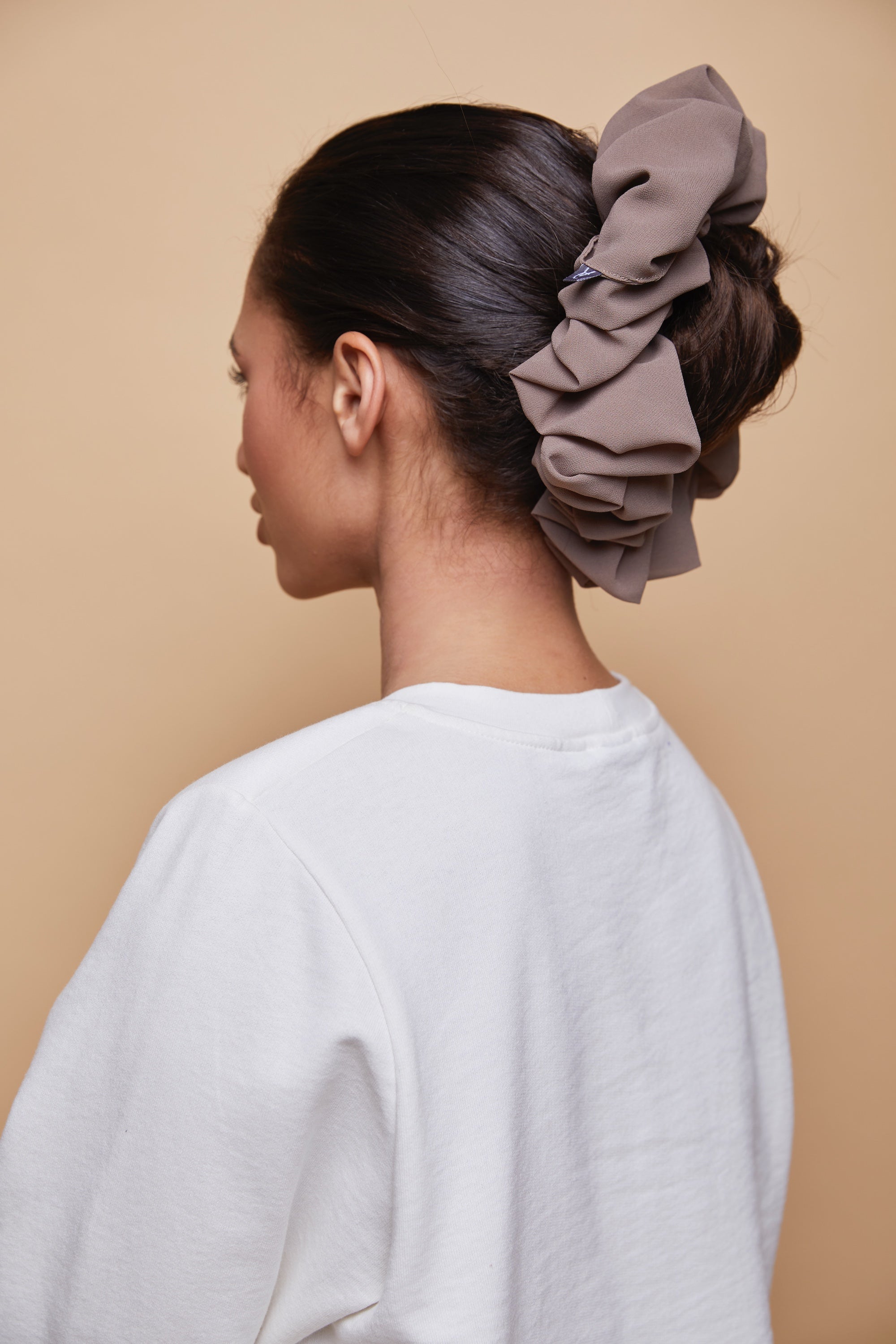 Chiffon Shaping Scrunchie - Neutral