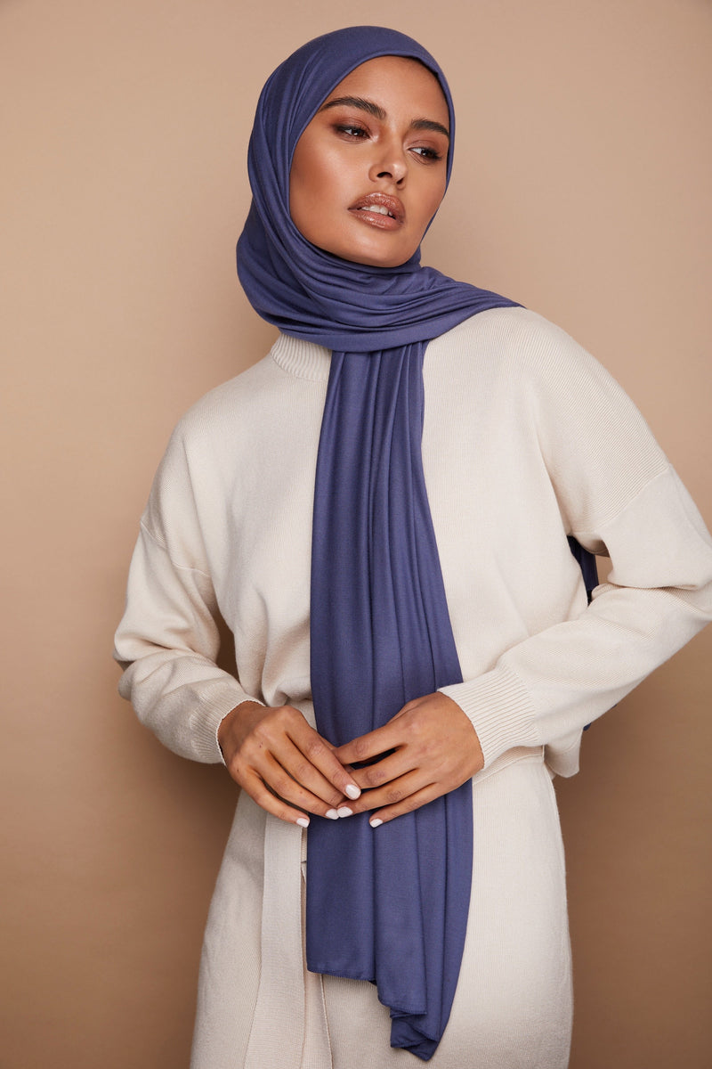 10 Best Hijab Scarves 2022 That Are Easy to Style and Comfortable