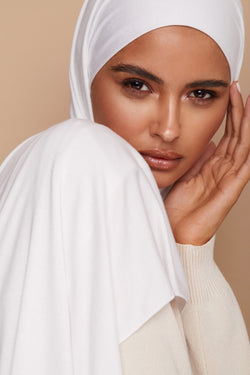 White Premium Jersey Hijab | VOILE CHIC | Jersey Hijab